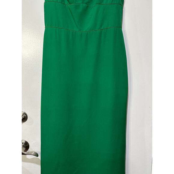 Elegant Green Wedding Dress - Picture 8 of 16